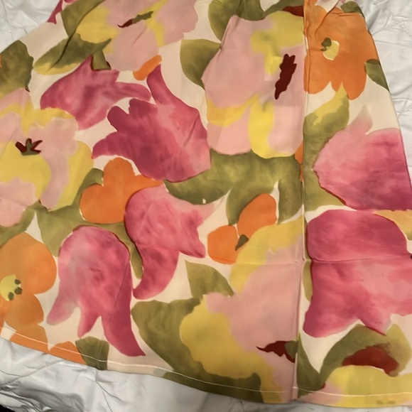 Daisy skirt by with Jean, so cute. - Picture 3 of 7